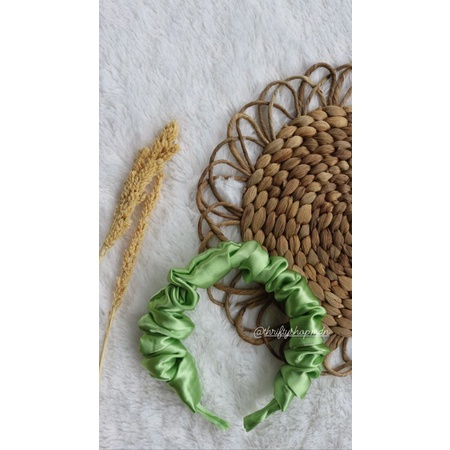 Bando Scrunchie Polos (Pucuk Daun Pisang)