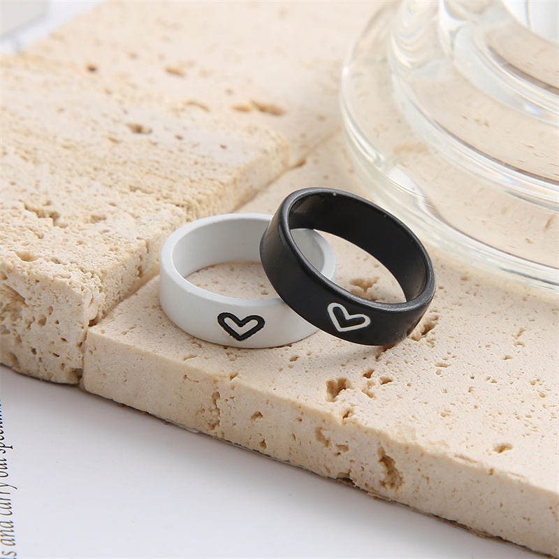 2pcs / Set Cincin Desain Hati Gaya Romantis Untuk Pasangan