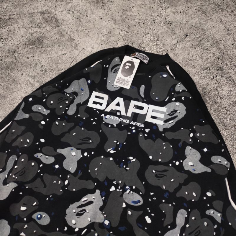 READY BISA COD !!! SWEATER CREWNECK BAPE GALAXY GLOW IN THE DARK FULLTAG &amp; LEBEL