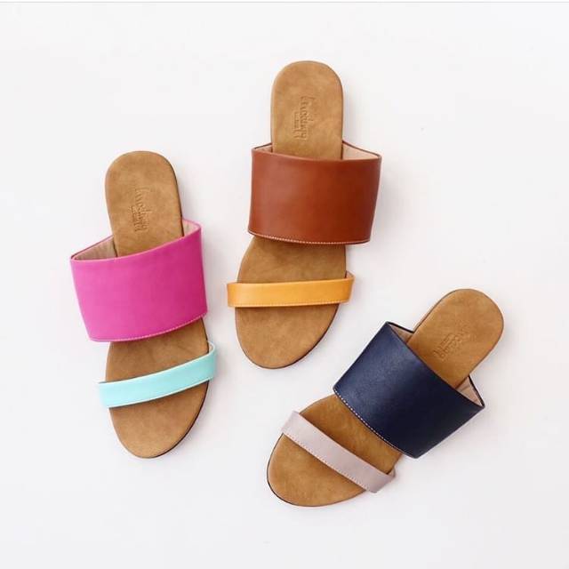 Sandal Slip Wanita Modnyy Adora