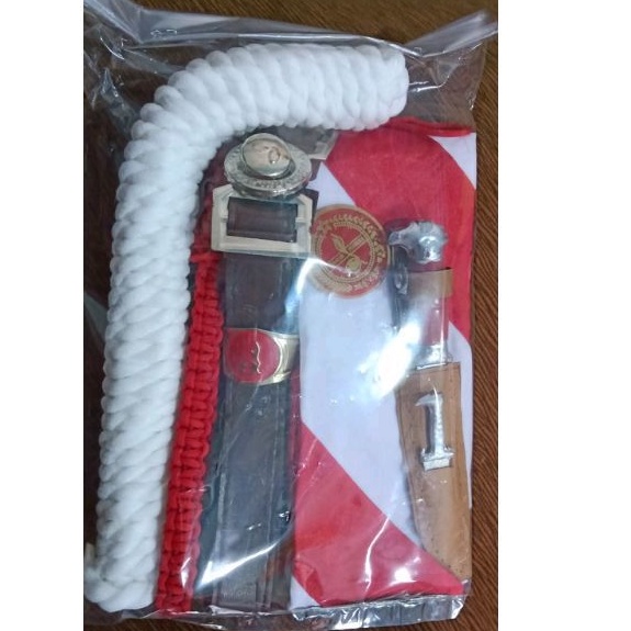 

PERLENGKAPAN PRAMUKA SD PEREMPUAN SATU SET LENGKAP