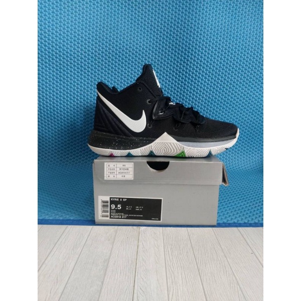 kyrie black 5