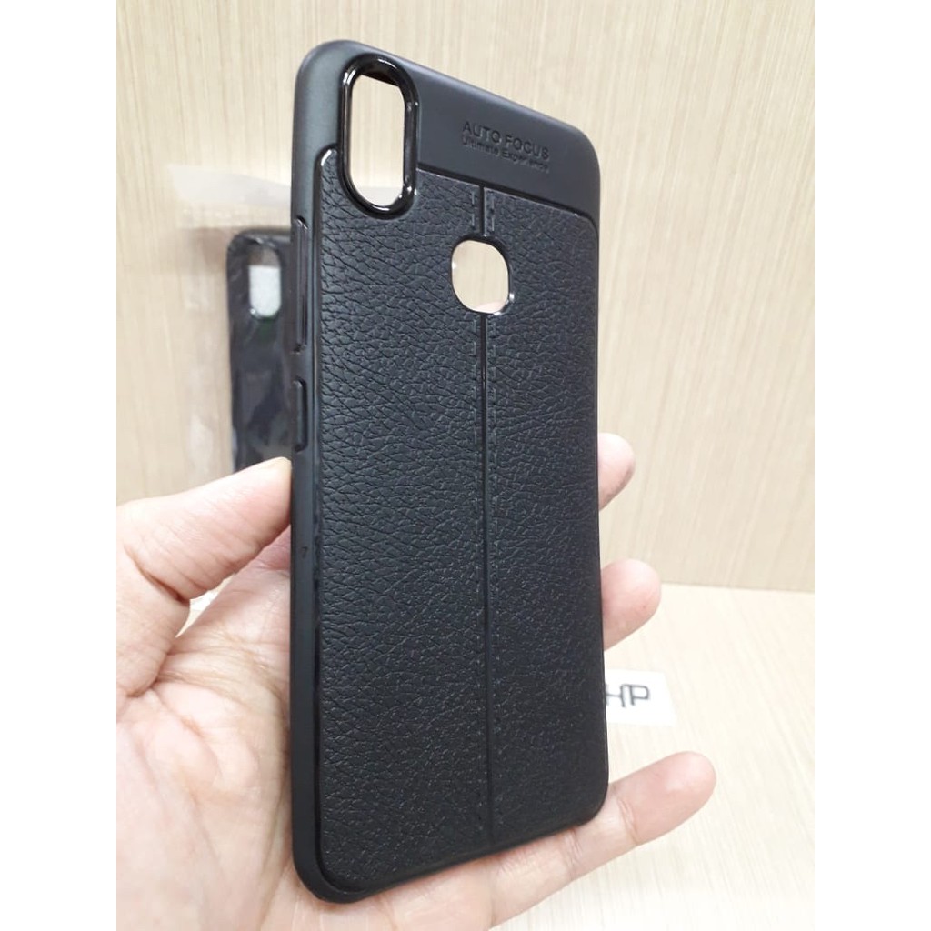 Auto Focus Vivo V9 6.3 inchi Leather SoftCase AUTOFOCUS Motif Kulit