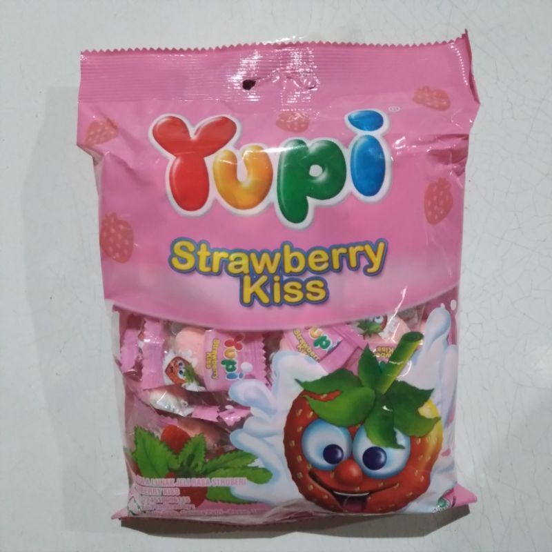 

Permen Yupi Strawbeery Kiss