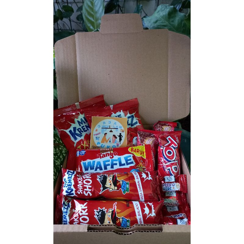 

Box gift hampers snack box