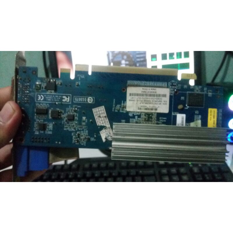 Nvidia GeForce 7300se/7200gs, bukan gt 210 gt 430 gt 710 gt 730
