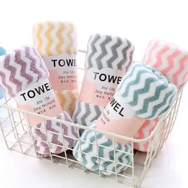 Microfiber Super Lembut / Handuk polkadot  zigzag polkadot wajik love ukuran dewasa 70 x 140cm
