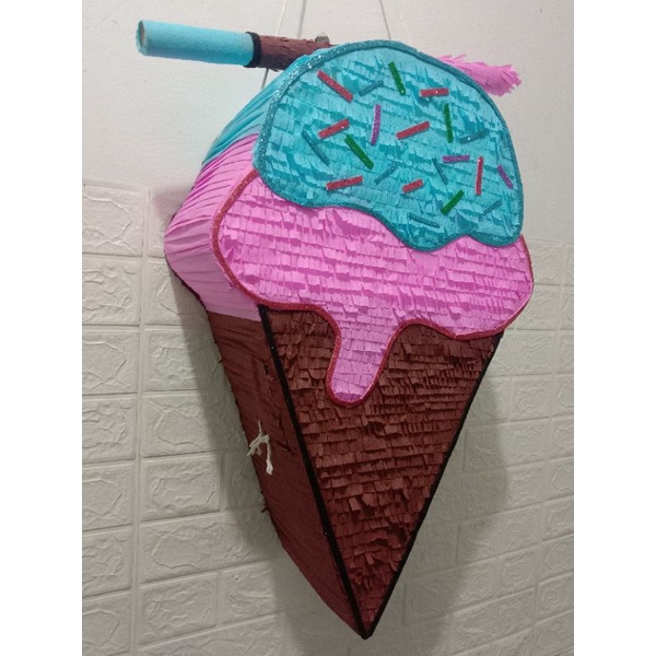 Pinata Pukul Ice Cream 2d