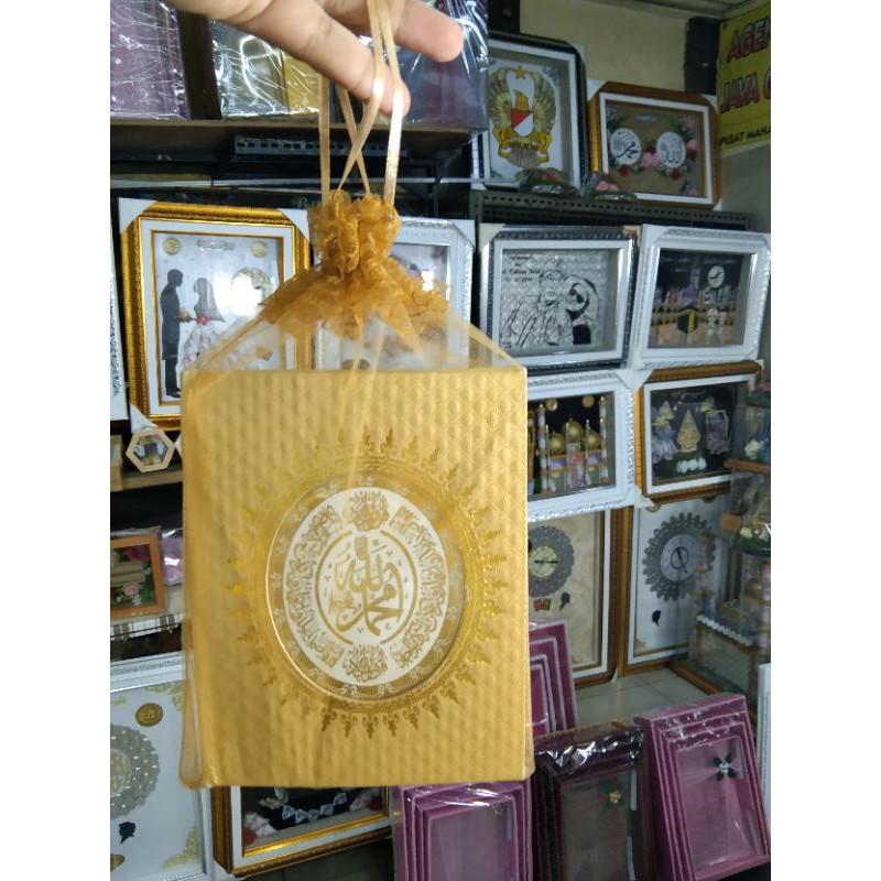 Sarung Tile untuk Buku yasin