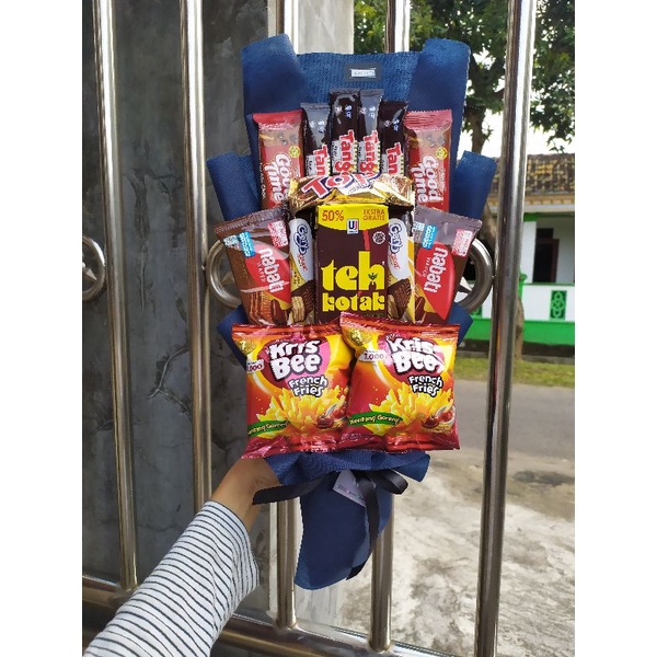 

Bucket Snack Teh Kotak / Buket Snack Teh Kotak