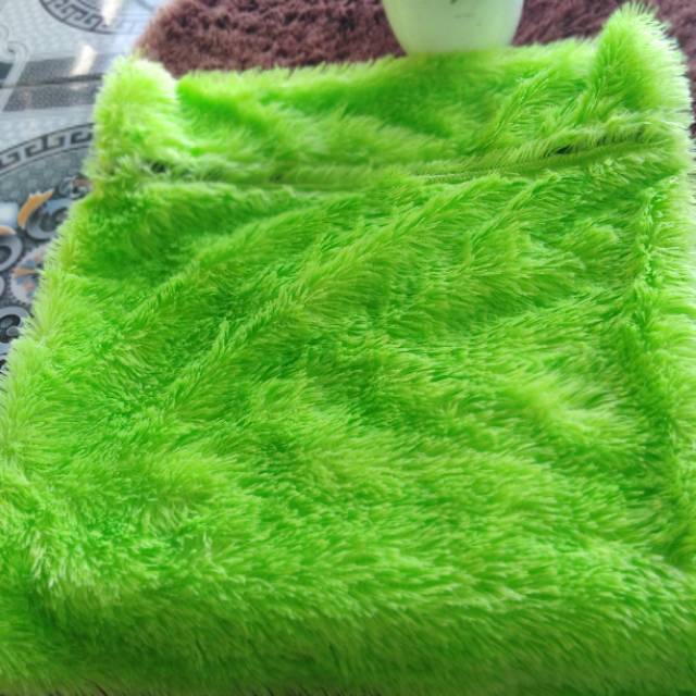 Sarung bantal sofa bulu rasfur