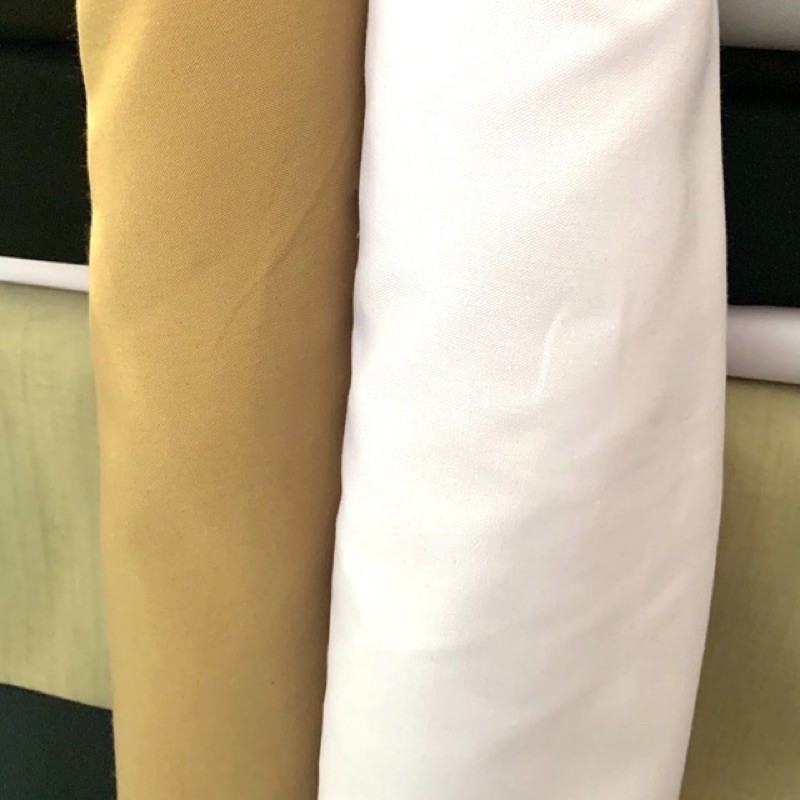 Kain Oxford 1 Roll Lebar 150cm Warna Putih & Coklat Pramuka