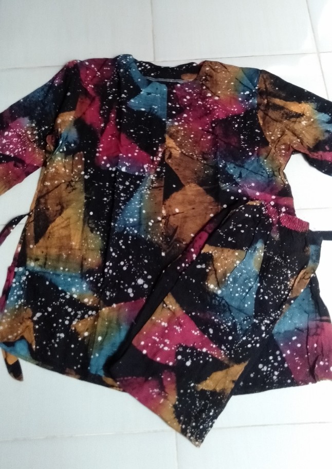 Setelan Batik Abstrak Dua Pusaka Khas Pekalongan  Dengan Harga Rp99.999