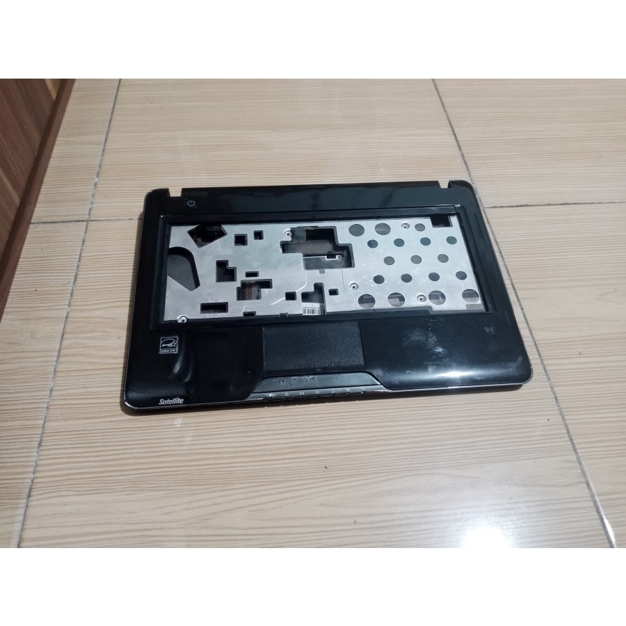 Casing Frame Keyboard Palmrest Laptop Toshiba Satellite T135D