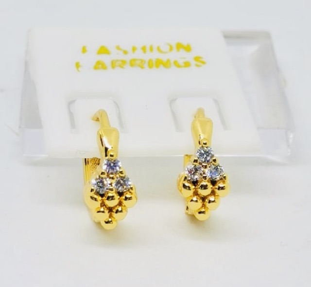 Anting wanita // anting pernata model anggur // perhiasan //anting lapis emas // anting