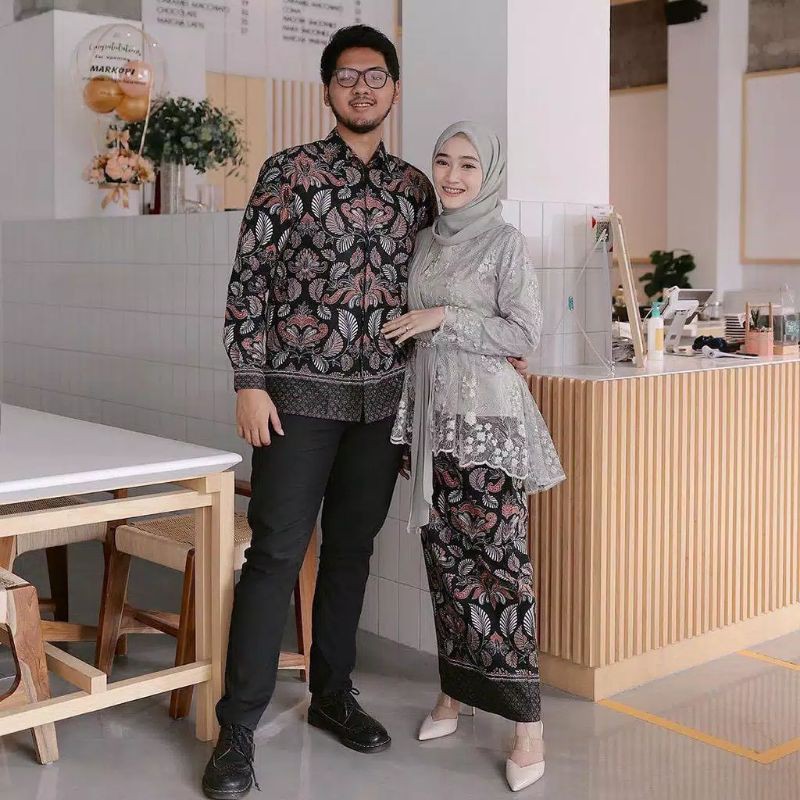 Maura Couple - Sania Ruffle Batik Couple Ori Ndoro Jowi DNT Garansi Termurah Shopee - CP MOTE DUSTY