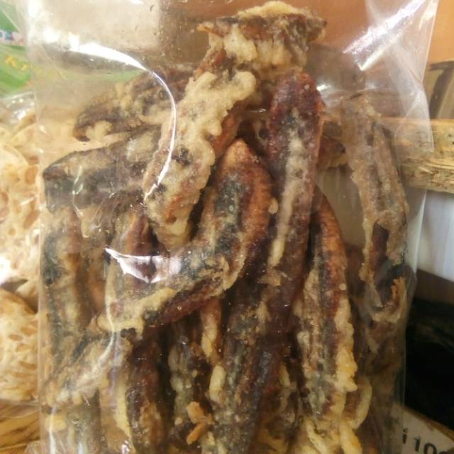 

Camilan/sale pisang ambon