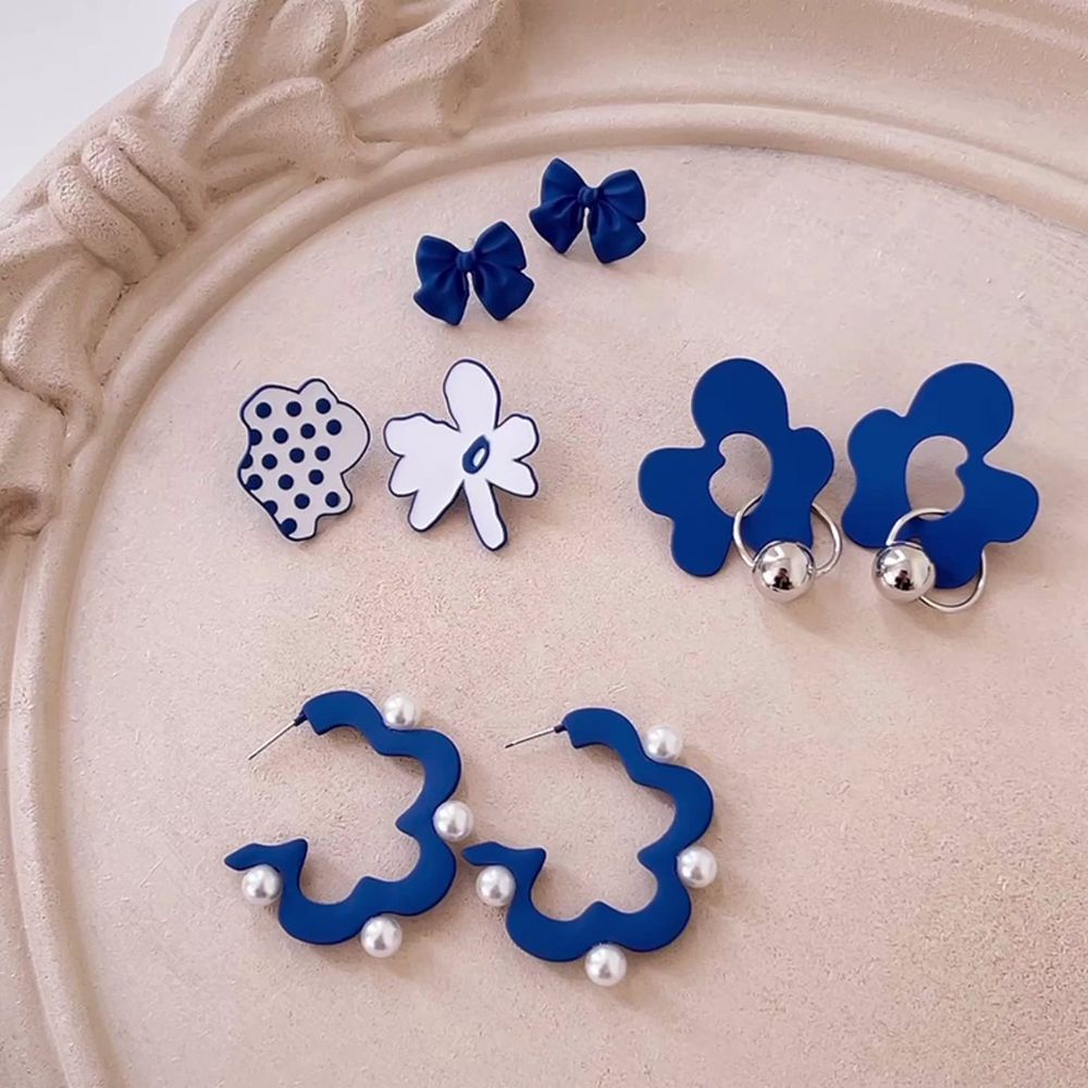 Needway  Simple Bow Stud Earrings Geometric Flower Clip Earrings Without Piercing Earring Pearl Women Asymmetry Korean Exquisite Alloy Blue