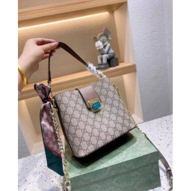 TAS GUCCI HOBO PADLOCK SMALL 21cm