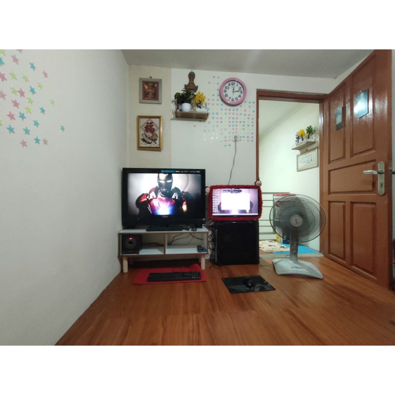 Lcd tv Toshiba regza 32 inch minus layar bercak