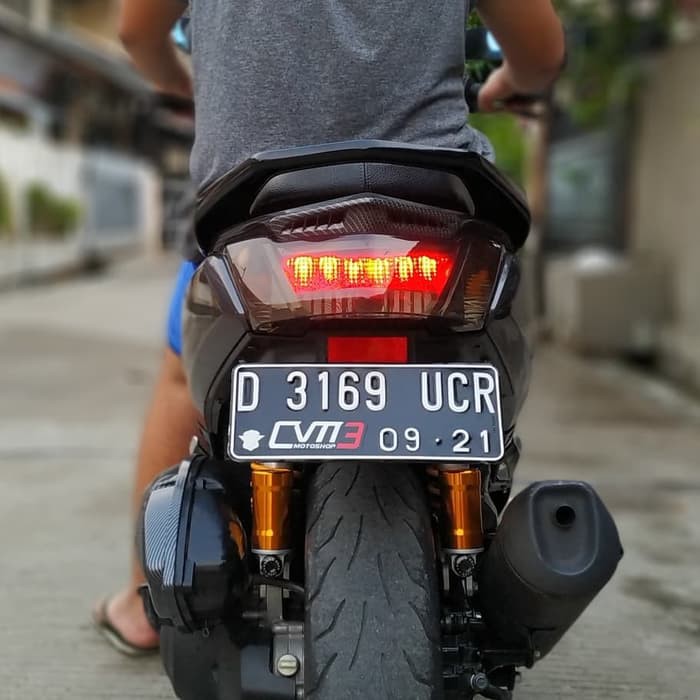 Cover Tutup Ducktail Nmax Karbon NEMO Sirip Lampu Belakang Stop Nmax Carbon NEMO