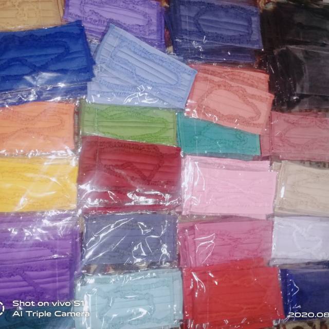 Masker serut hijab