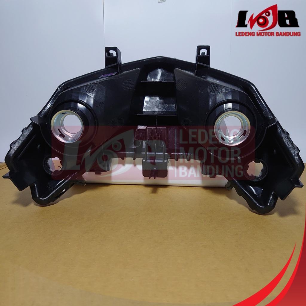 Reflektor Vario Techno CBS 110 Headlamp Lampu