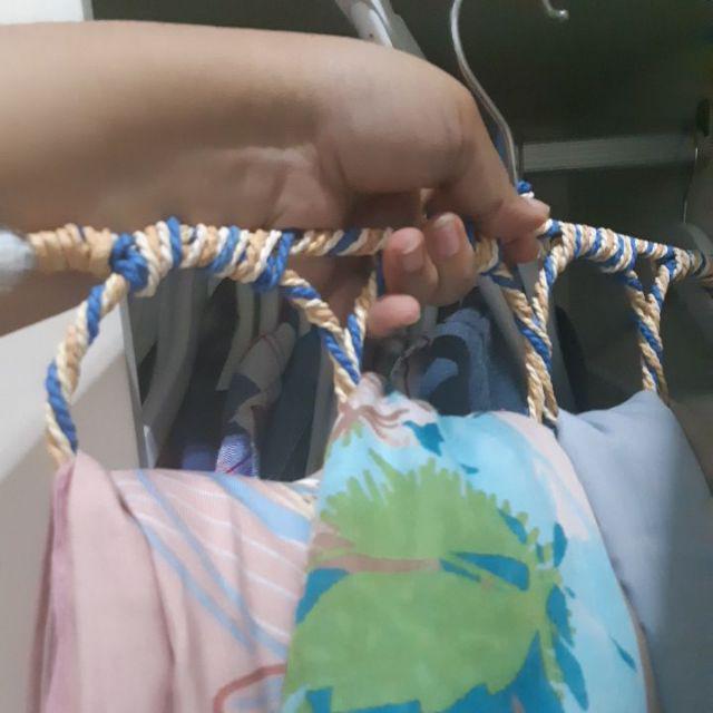 Gantungan Jilbab Hanger 28 Ring – Bisa Untuk Hijab Sabuk Dan Syal