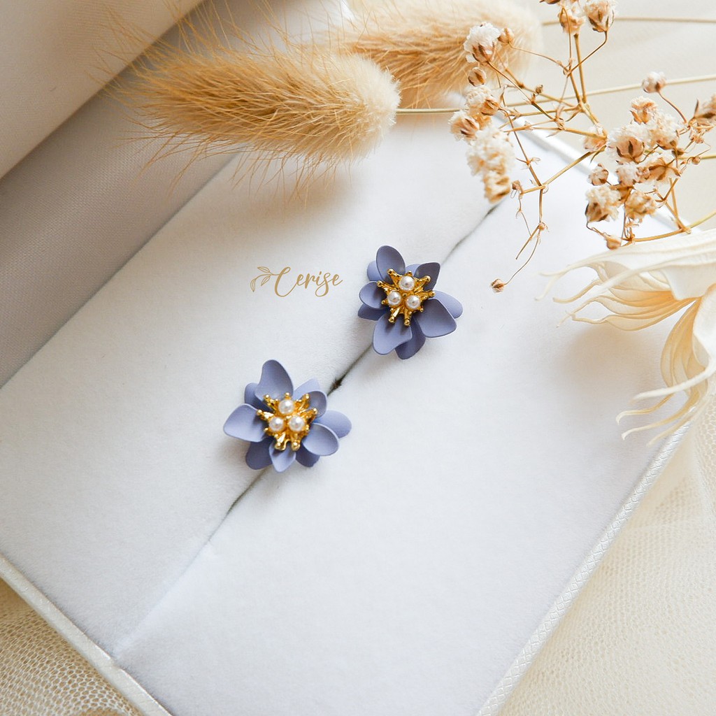 Iris Earrings | Anting tusuk korea bunga ungu lilac cantik aksesoris wanita trendy stylish