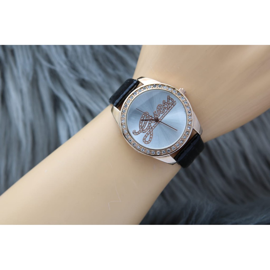 Jam Tangan Wanita Guess Plat Motif Tali Kulit