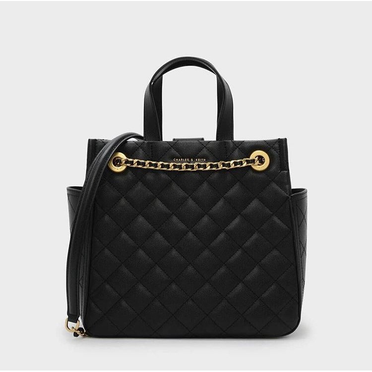 Defect Sale! Tas Handbag wanita besar Velvet Charles and Keith / Woman Cavier Quilted Big Slingbag black