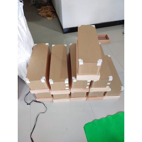 Hantaran 17.5x48.5 Kotak Hantaran Pernikahan Kayu Plus Tutup Akrilik