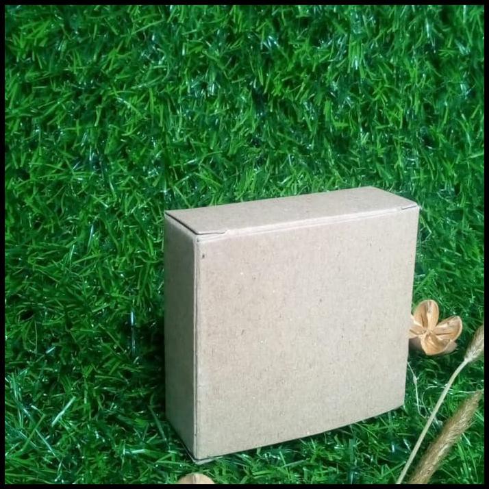 

Promo Special Gift Box Packing Kotak Souvenir Kecil Mungil 280 Gr Plt 6 X 5.5 X 2 Cm