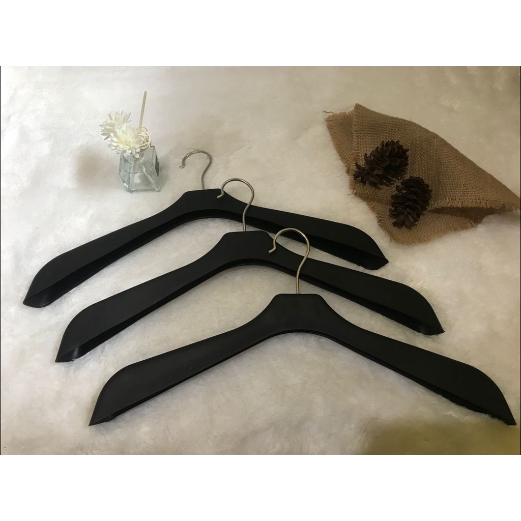 Hanger Gantungan Plastik - Baju - Jas (1 Pcs) Berkualitas - WARNA