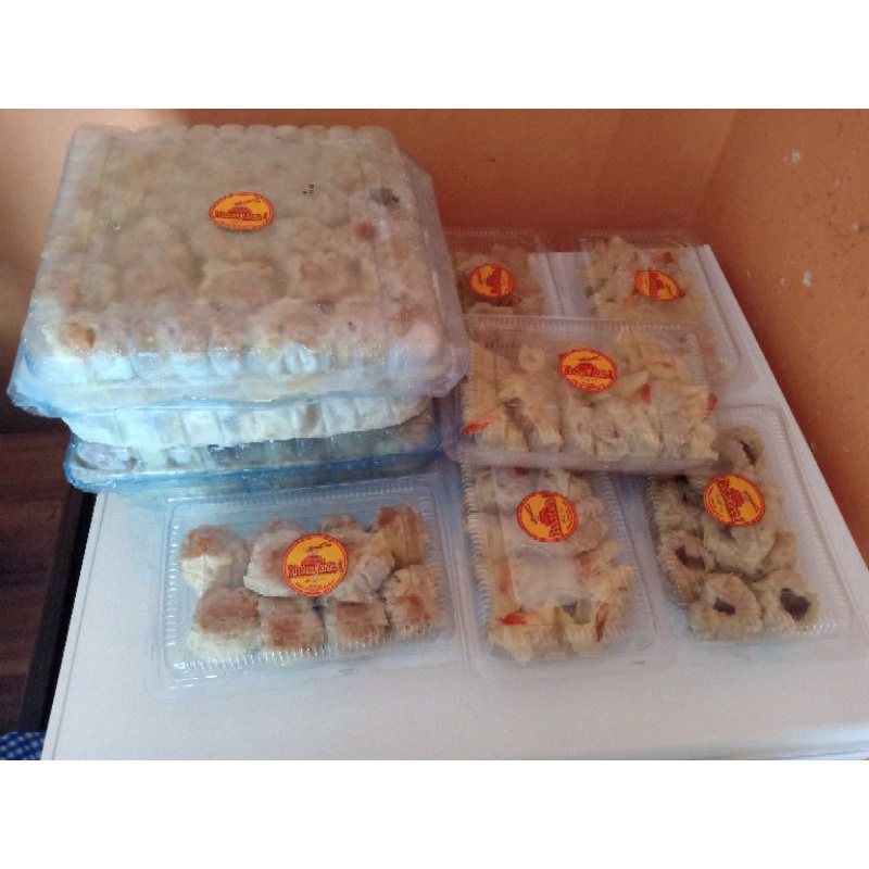 

DIMSUM HALAL FROZEN isi 50 pcs (varian ayam, jamur, beef dan salmon)