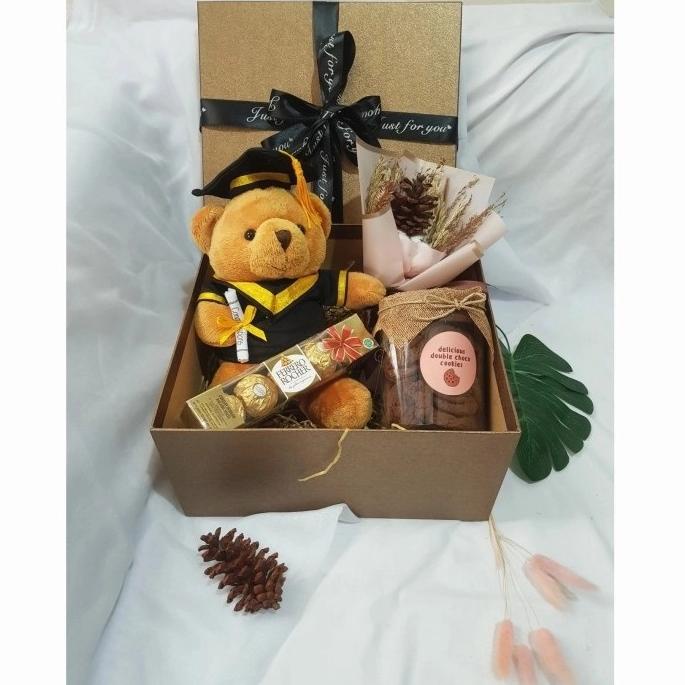 

SPECIAL GRADUATION HAMPERS/PARCEL/GIFT BOX/KADO/HADIAH/HAMPERS DSG54546WE