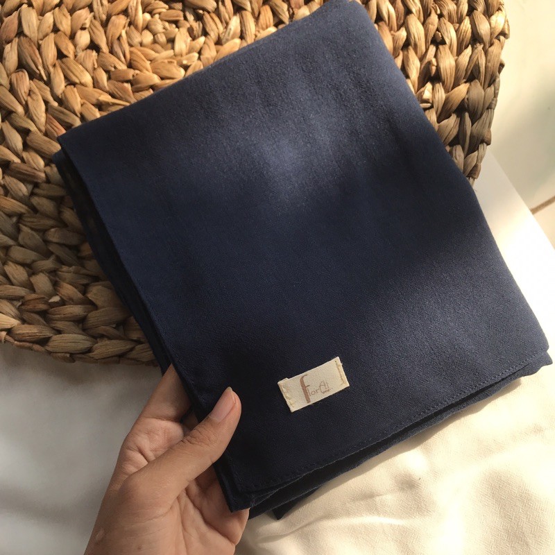 Qia Shawl Pashmina Voal Miracle-Navy