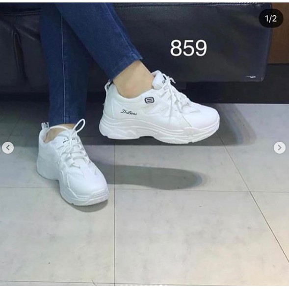 Sepatu Sneakers 859