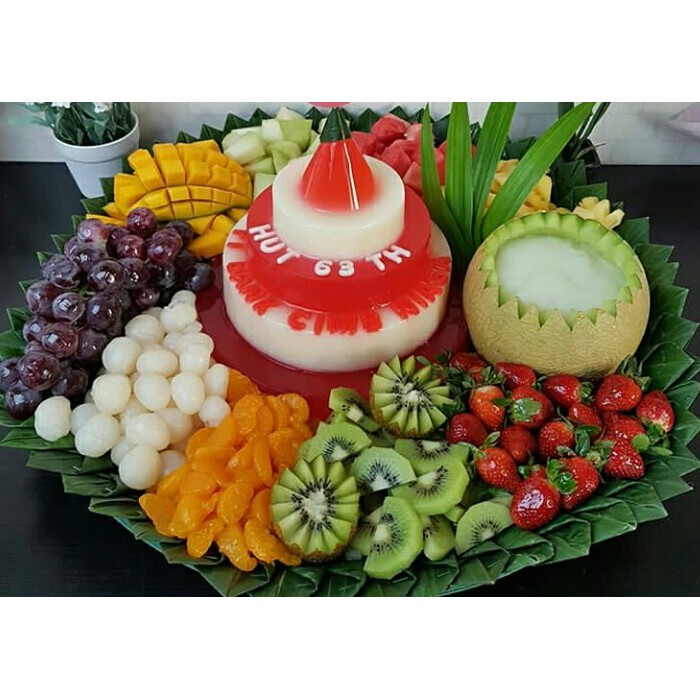 

PUDING ULTAH TUMPENG CREAM STROWBERRY