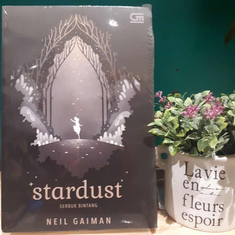SERBUK BINTANG (STARDUST) BY NEIL GAIMAN
