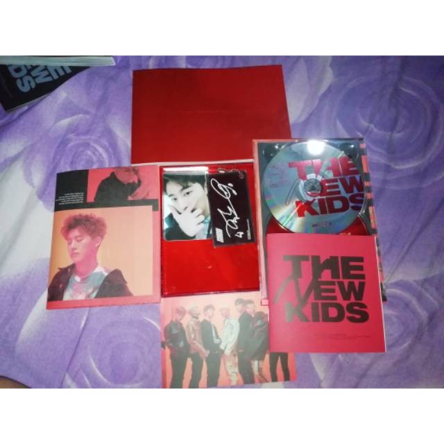 Album iKON repackage photocard Hanbin, keyring June, photobook versi Red