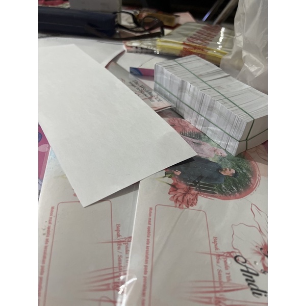 

kertas serba serbi