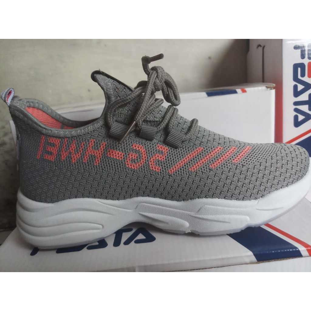 Sepatu Sneakers Import Feata uk 36 sd 40