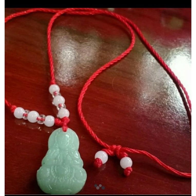 KALUNG TALI MERAH LIONTIN DEWI KWAN IM