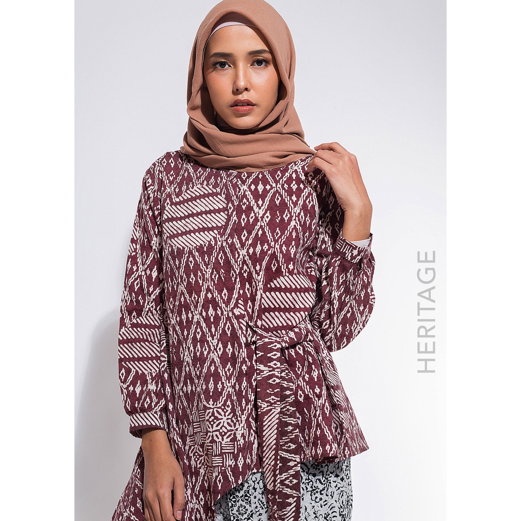 

Azura Top Brown