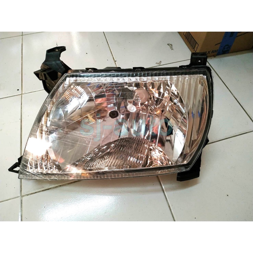 Head Lamp Kijang Kapsul LGX 2003-2004 D-mac Lampu Depan Kijang 2003