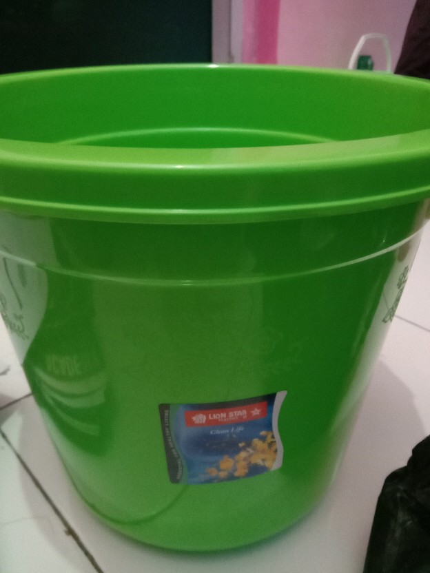 Ember Plastik Lion Star 3galon / 12 Liter Tebal Dan Kuat