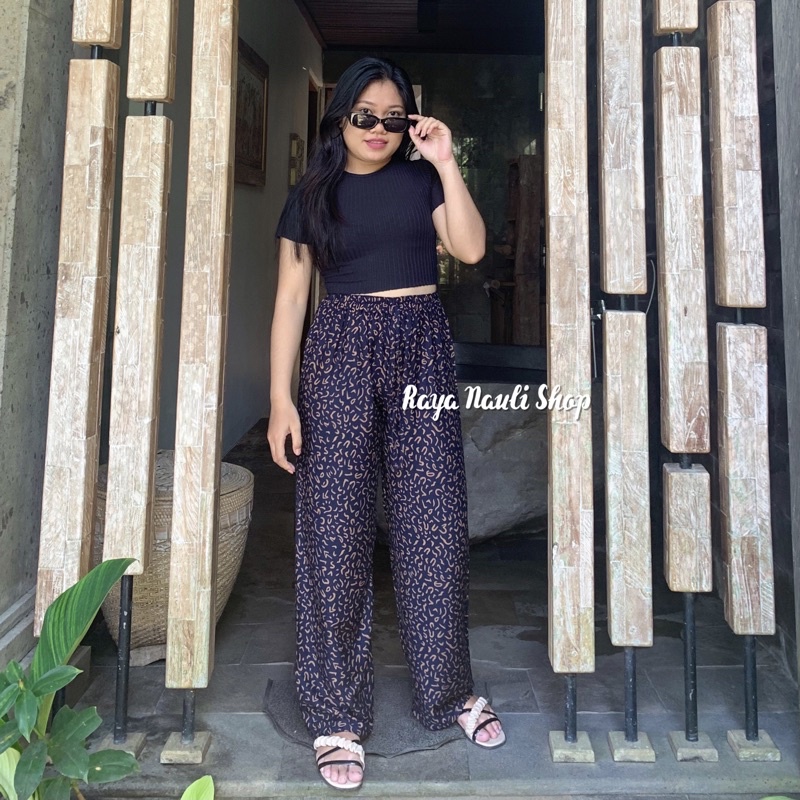 Kulot Motif Bali Rayon Premium-Kulot Kremi Navy