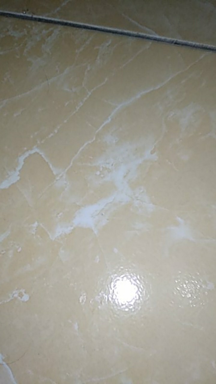 Pembersih Kerak Keramik Serbuk Multi Cleaner Gunung Sewu Kamar Mandi