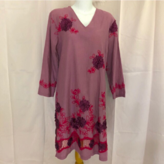 Preloved Blouse Wanita Tunik Bordir